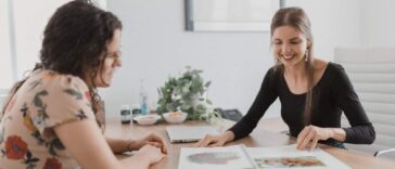 What Is A Holistic Dietitian, Why Work With One & How to Choose_