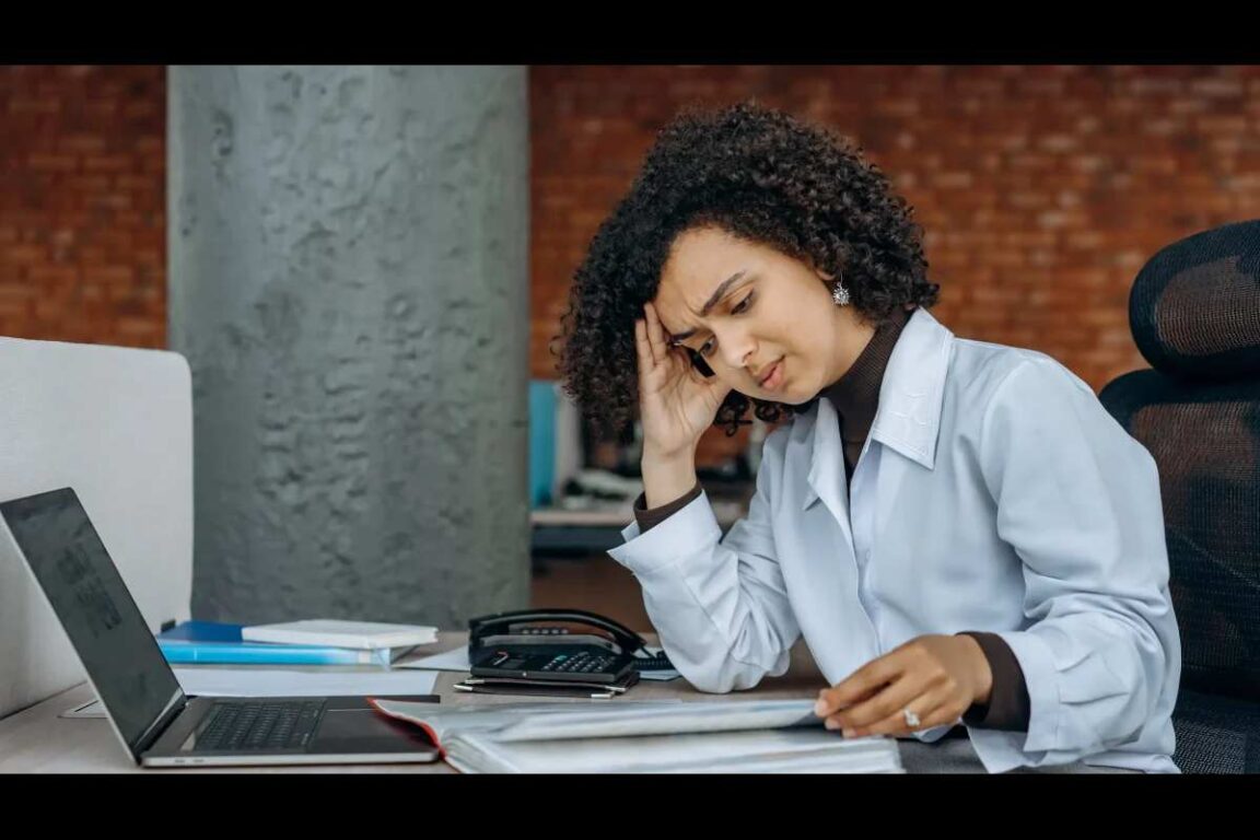 Is There a Correlation Between Addiction and Workplace Burnout?